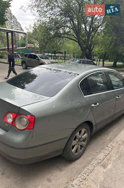 Седан Volkswagen Passat 2006 в 