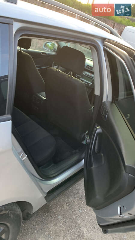 Універсал Volkswagen Passat 2005 в Рівному