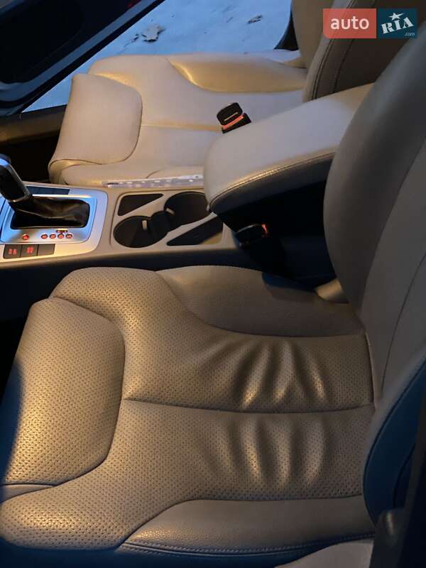 Седан Volkswagen Passat 2010 в Львове