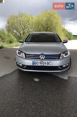 Универсал Volkswagen Passat 2011 в 