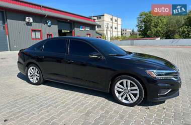 Седан Volkswagen Passat 2019 в Ковелі