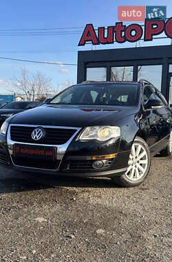Универсал Volkswagen Passat 2010 в Белогородке