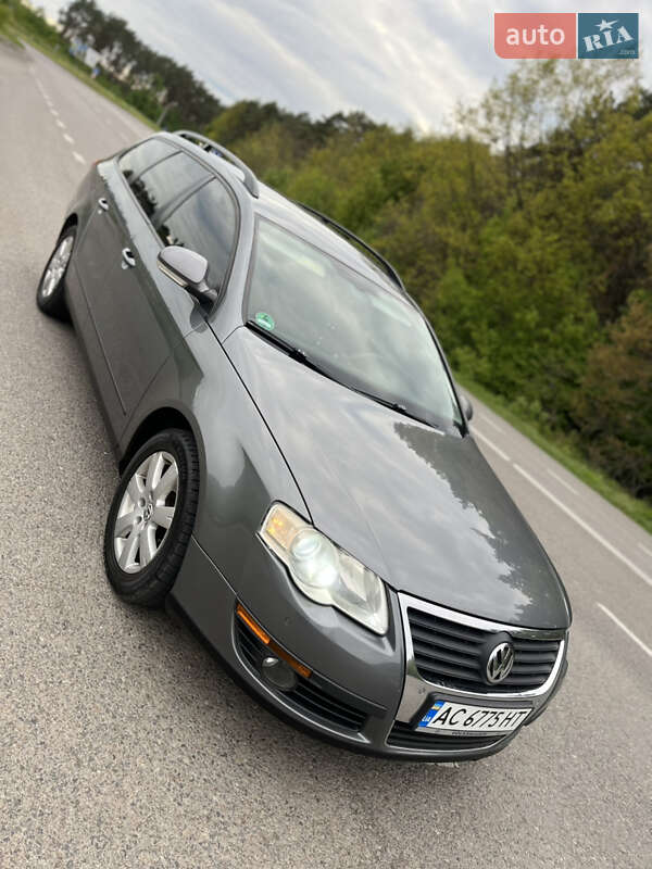 Универсал Volkswagen Passat 2008 в Луцке
