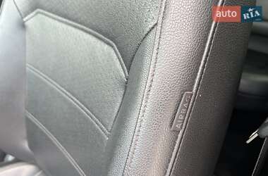 Седан Volkswagen Passat 2017 в 
