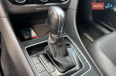 Седан Volkswagen Passat 2017 в 