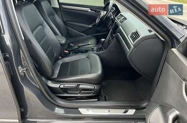 Седан Volkswagen Passat 2017 в 