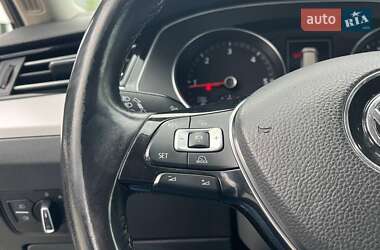 Универсал Volkswagen Passat 2015 в 