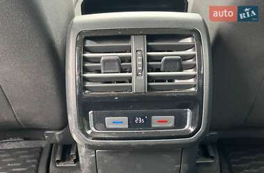 Универсал Volkswagen Passat 2015 в 