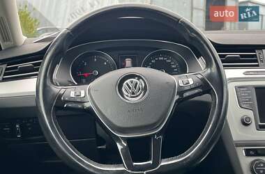 Универсал Volkswagen Passat 2015 в 