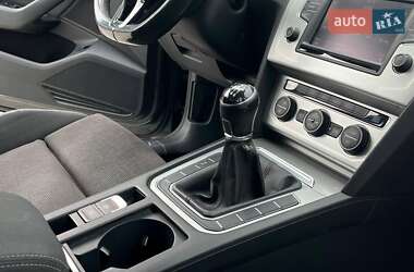 Универсал Volkswagen Passat 2015 в 