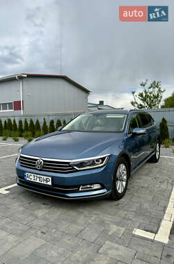 Універсал Volkswagen Passat 2015 в Луцьку