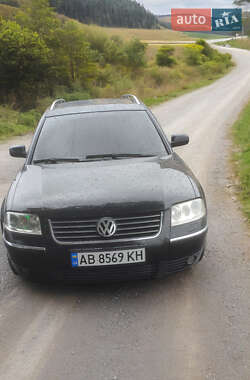 Универсал Volkswagen Passat 2002 в Тростянце