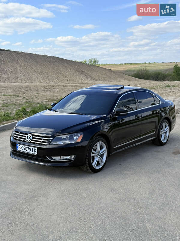 Седан Volkswagen Passat 2014 в Рівному