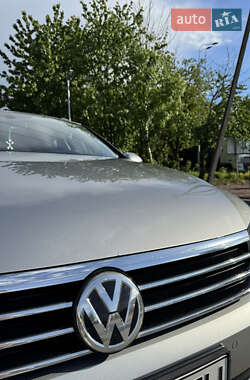Універсал Volkswagen Passat 2015 в 