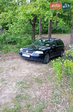 Универсал Volkswagen Passat 2001 в Малине