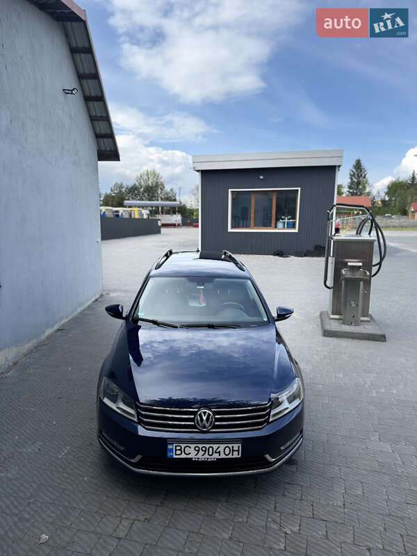 Универсал Volkswagen Passat 2011 в Львове фото 15 Универсал Volkswagen Passat 2011 в Львове