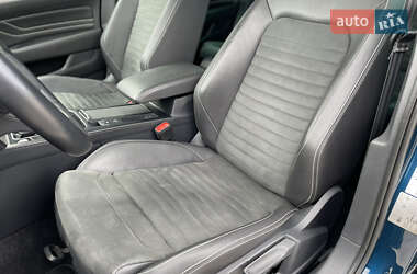 Універсал Volkswagen Passat 2021 в 