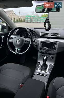Універсал Volkswagen Passat 2014 в 