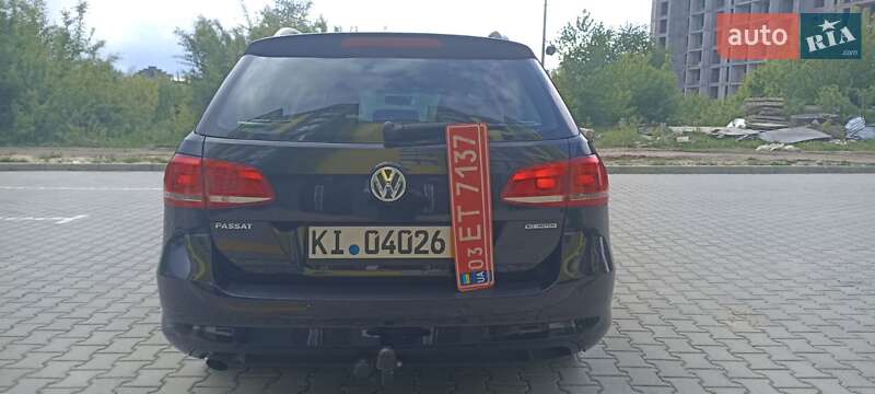 Універсал Volkswagen Passat 2013 в Тернополі