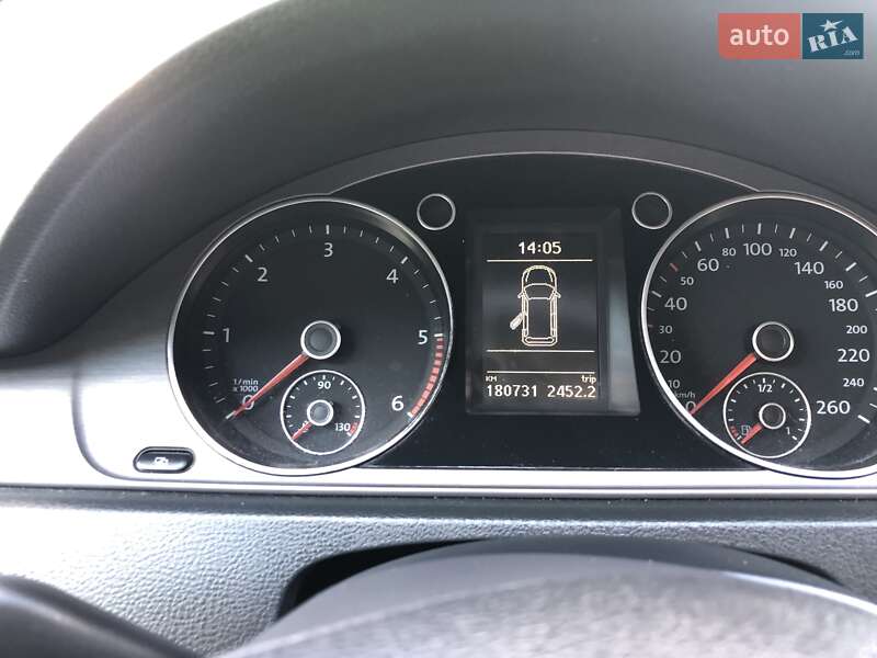 Универсал Volkswagen Passat 2011 в Подволочиске