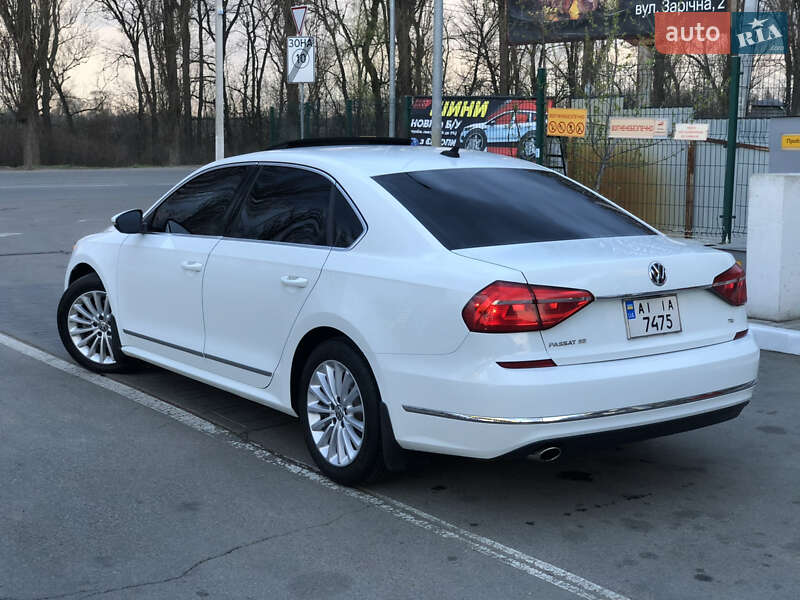 Седан Volkswagen Passat 2016 в Василькове