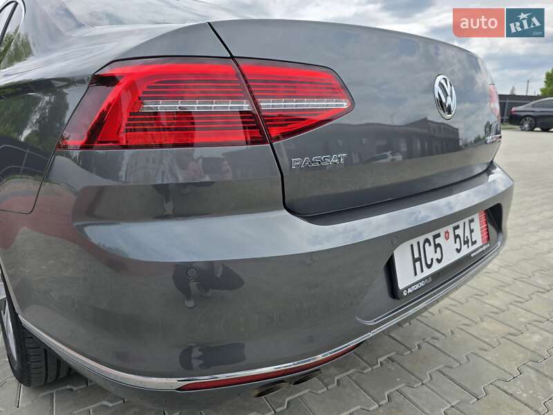 Седан Volkswagen Passat 2016 в Ковелі