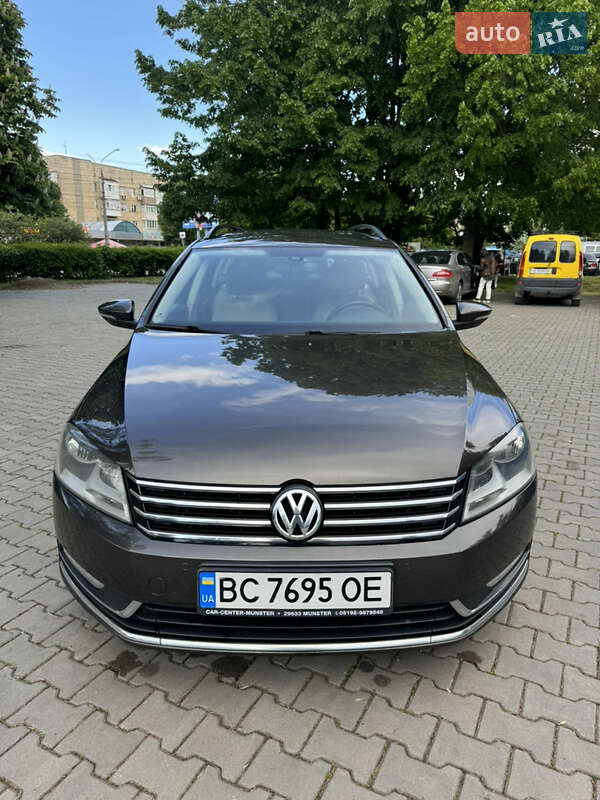 Универсал Volkswagen Passat 2012 в 