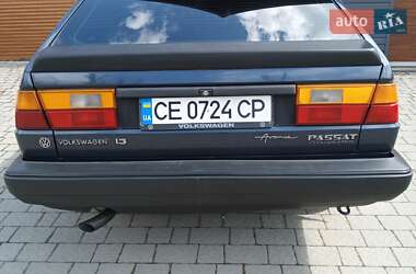 Хэтчбек Volkswagen Passat 1987 в Черновцах