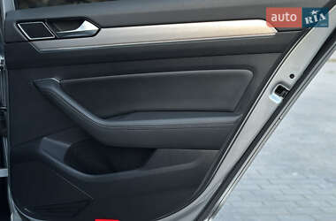 Седан Volkswagen Passat 2018 в 