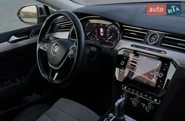 Седан Volkswagen Passat 2018 в 