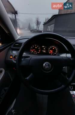 Універсал Volkswagen Passat 2009 в Кам'янському