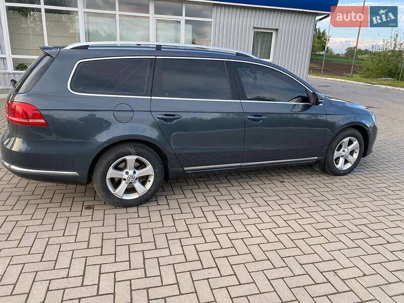 Универсал Volkswagen Passat 2011 в Луцке