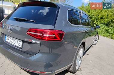 Універсал Volkswagen Passat 2015 в 