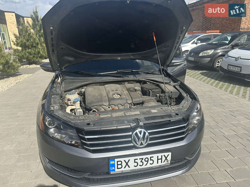 Седан Volkswagen Passat 2011 в Хмельницькому