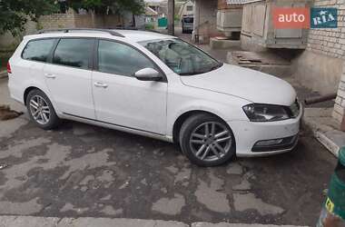 Універсал Volkswagen Passat 2011 в 
