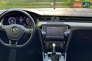 Универсал Volkswagen Passat 2015 в 