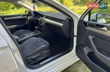 Универсал Volkswagen Passat 2015 в 