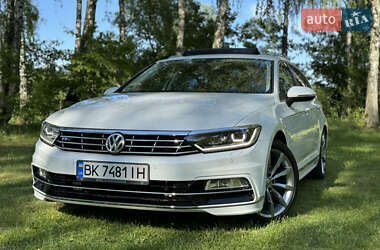 Универсал Volkswagen Passat 2015 в 