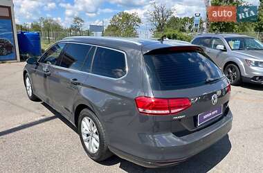 Універсал Volkswagen Passat 2015 в 