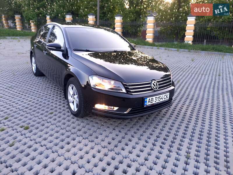 Volkswagen Passat 2011