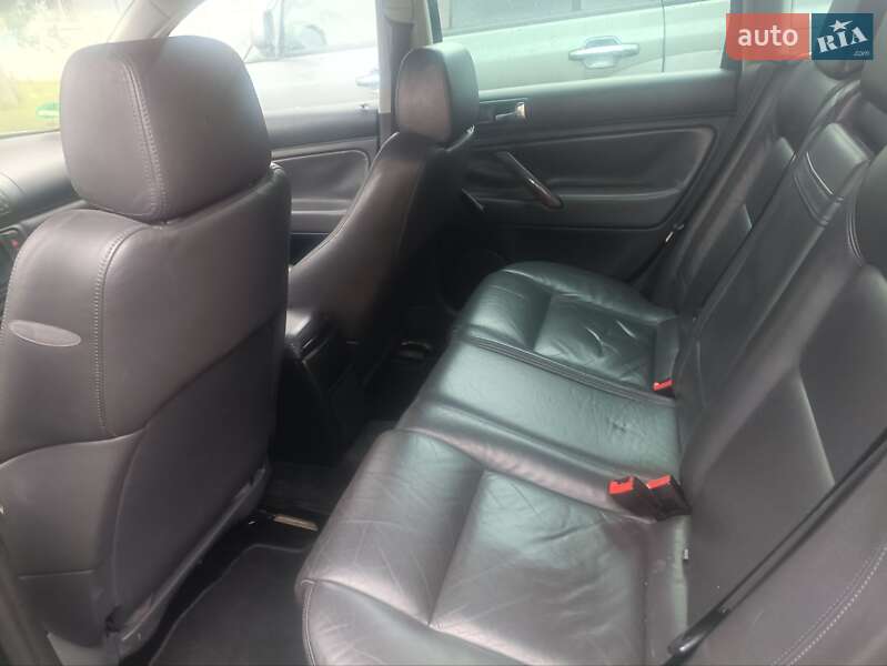 Универсал Volkswagen Passat 2002 в Запорожье