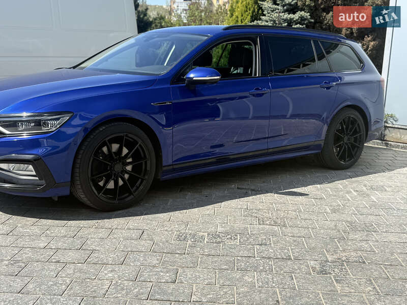 Універсал Volkswagen Passat 2020 в Києві
