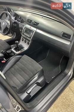Седан Volkswagen Passat 2007 в 