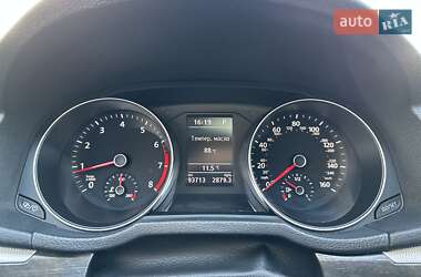 Седан Volkswagen Passat 2017 в 