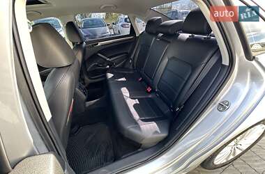 Седан Volkswagen Passat 2017 в 