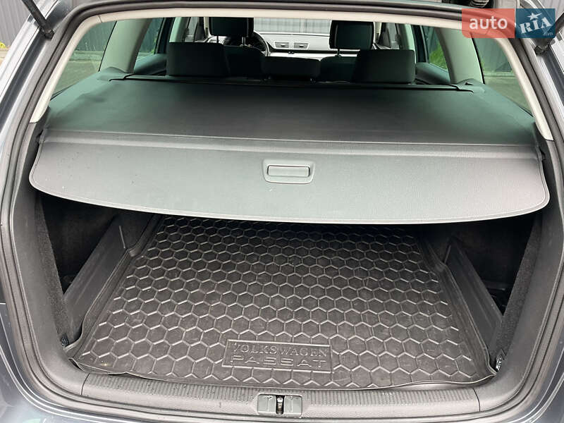 Универсал Volkswagen Passat 2013 в Киеве