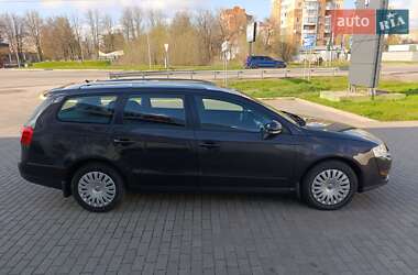 Універсал Volkswagen Passat 2006 в 