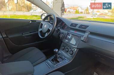 Універсал Volkswagen Passat 2006 в 