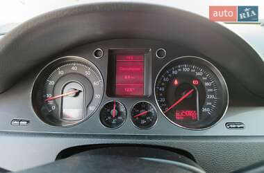 Універсал Volkswagen Passat 2006 в 