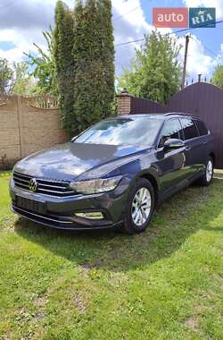 Універсал Volkswagen Passat 2021 в Дубні
